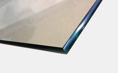 Mirror Edge Detail